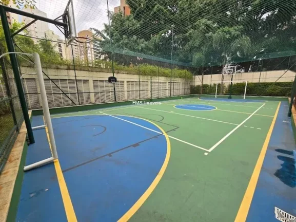 Imagem Apartamento à venda em Moema, com 3 quartos sendo1 suíte, 3 banheiros, 2 vagas, 130m² de área.