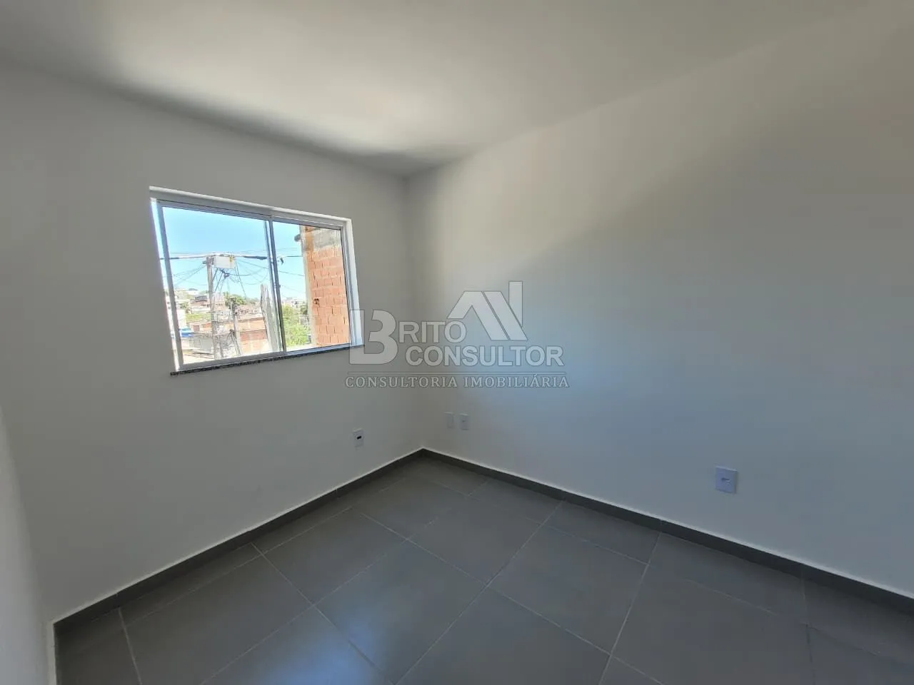 Imagem Vendo Apartamento com 2 Quartos, Varanda e Vaga em Laranjal, São Gonçalo/RJ