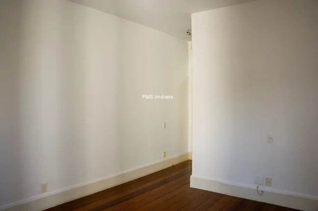 Imagem Imperdível! Apartamento de Luxo com 3 Suítes na Consolação, São Paulo - 285m² - 3 Vagas - Venha Conferir!