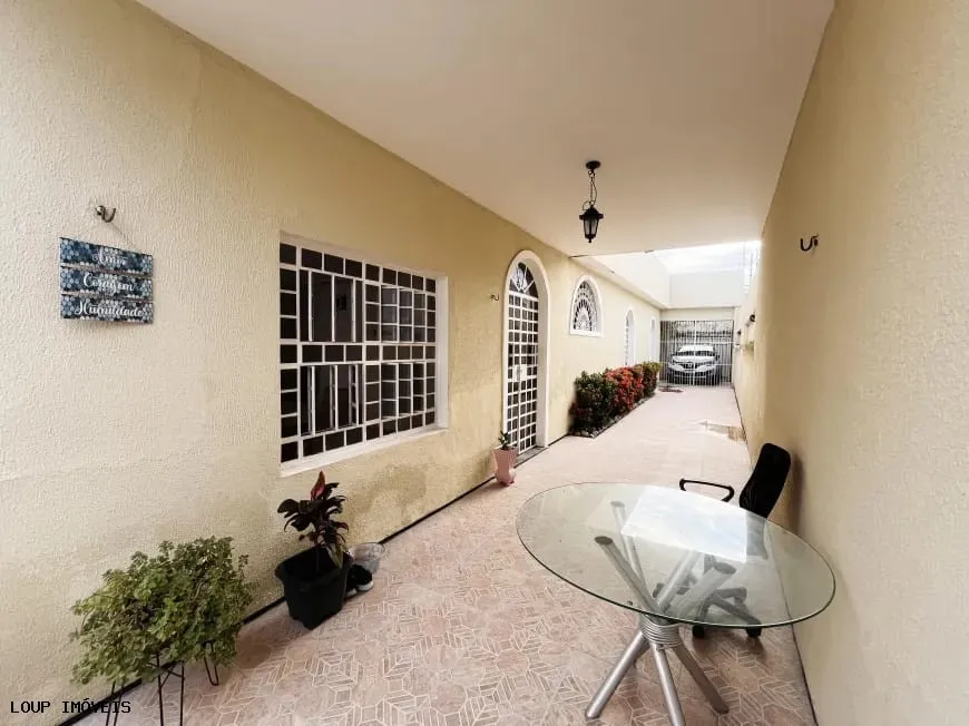 Imagem Casa para Venda em Fortaleza, Parquelândia, 3 dormitórios, 2 suítes, 3 banheiros, 4 vagas