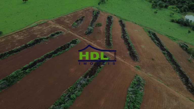 Imagem Fazenda 15 Alqs com Córrego no meio em Hidrolândia/Go