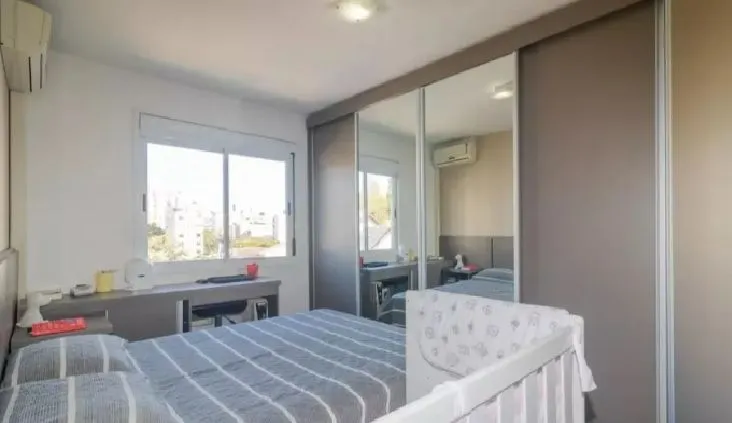 Imagem 2 Dorm c/ Suíte, elevador e 2 Vagas Lado a Lado - 75m2 no Jardim Botânico