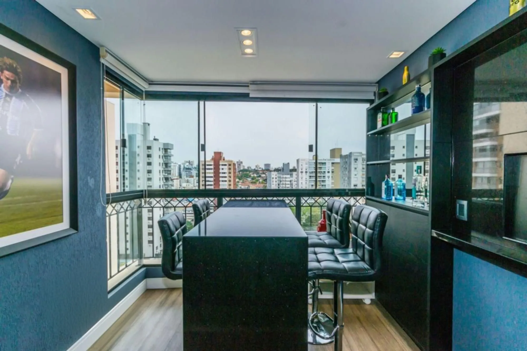 Imagem Apartamento de 3 dormitórios à venda em Passo D'areia, Porto Alegre.
