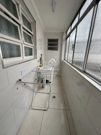 Imagem Imperdível oportunidade: Apartamento lado praia na Enseada, Guarujá-SP, com 3 quartos, 2 salas, 2 banheiros, 2 vagas de garagem e 80m².