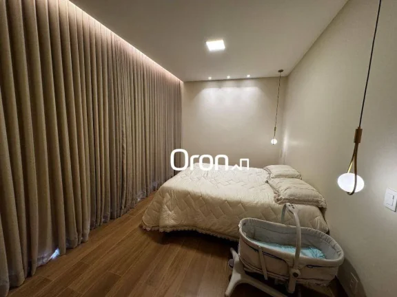 Imagem Casa com 3 dormitórios à venda, 213 m² por R$ 1.690.000,00 - Condomínio Parque dos Cisnes - Goiânia/GO