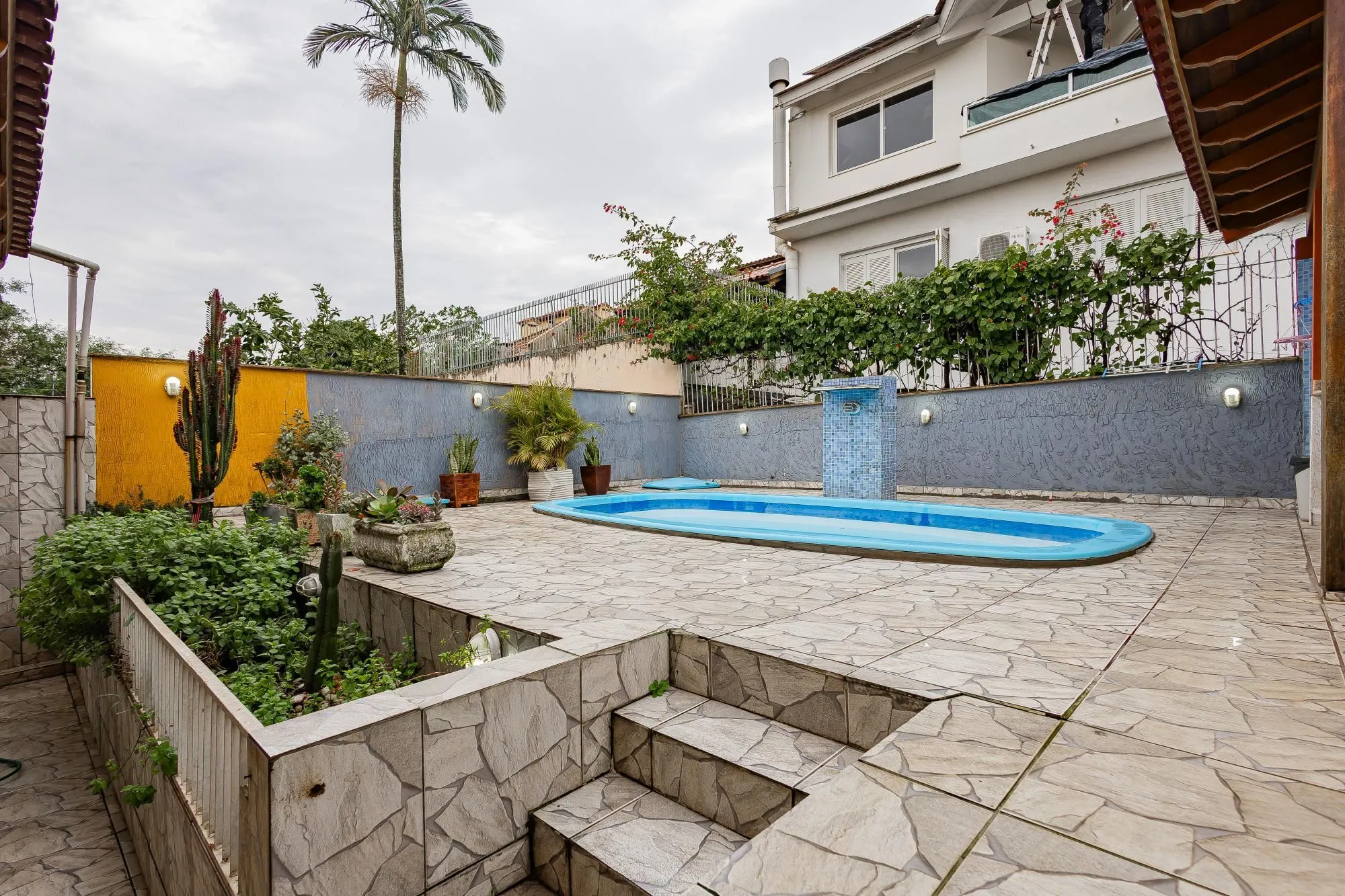 Imagem Sobrado 5 Dormitorios 4 WC piscina 2 churrasqueiras e 4 vagas B Parque Santa Fé