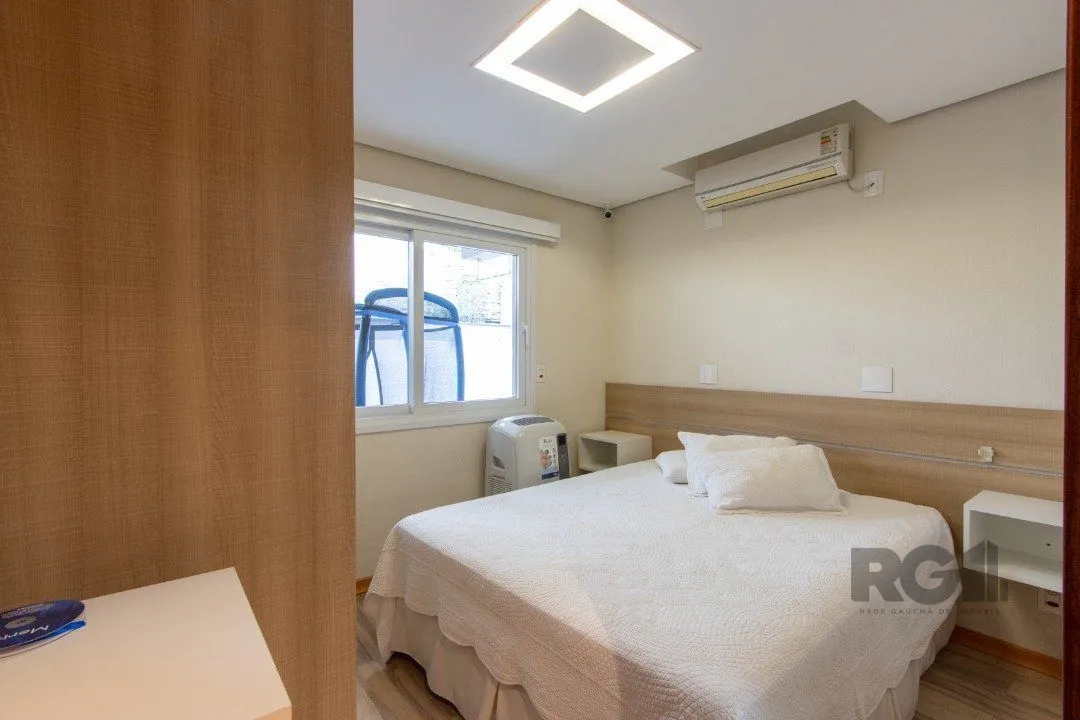 Imagem Casa com 5 suites com area privativa 714,00