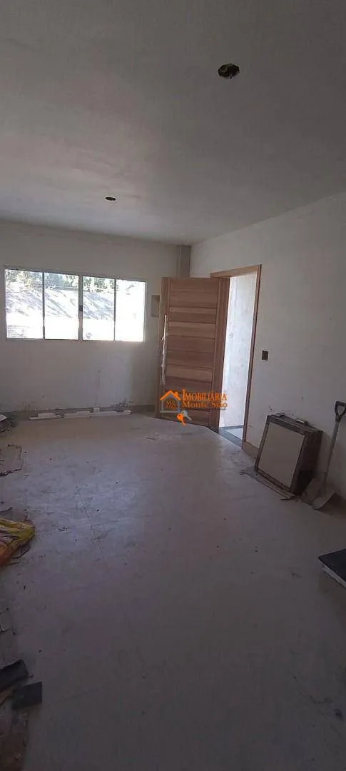 Imagem Sobrado 3 Dormitórios 4 Vagas - Jardim Santa Clara - Guarulhos/SP