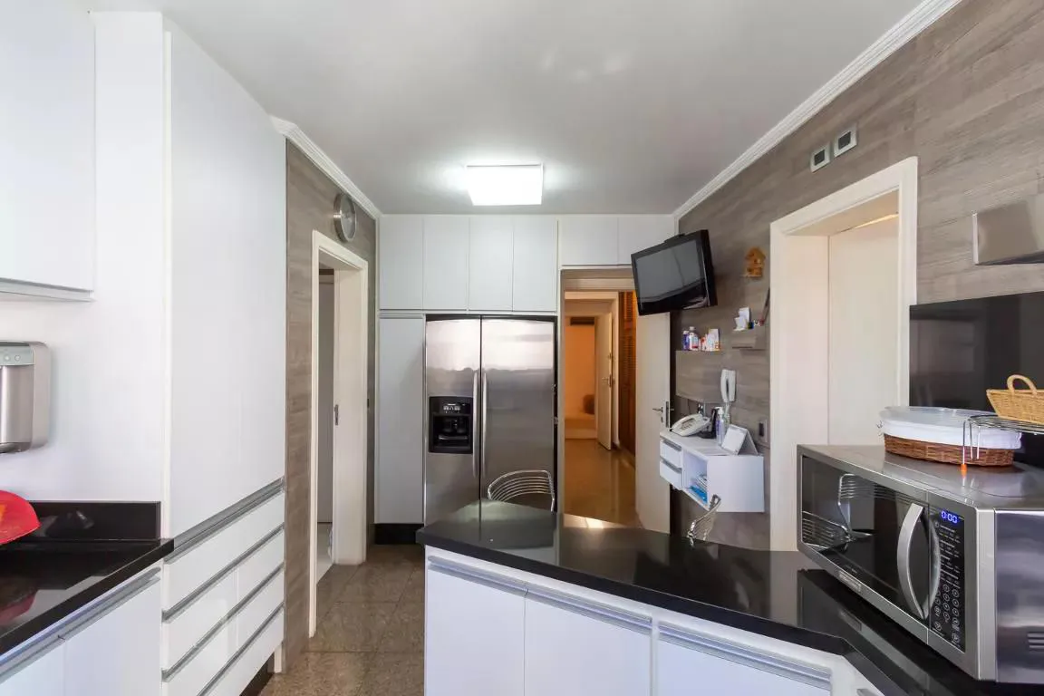 Imagem Apartamento para venda em Vila Andrade com 2 quartos, sendo 2 suítes, 304m2