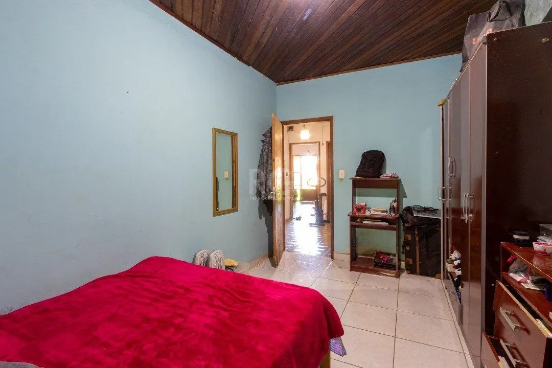 Imagem Casa para Venda - 2200m², 3 dormitórios, Lomba do Pinheiro