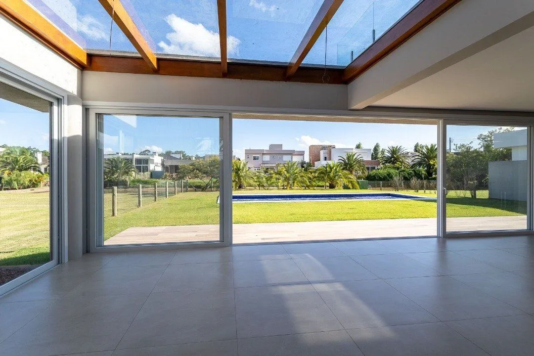 Imagem Casa Condominio para Venda - 380m², 3 dormitórios, sendo 3 suites, 6 vagas - Terra Ville
