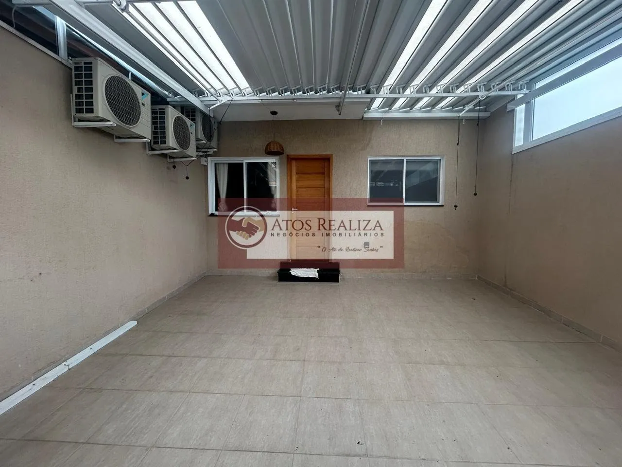 Imagem Sobrado à Venda no Jardim Santa Cruz, SP, 2 Suítes, 70m²