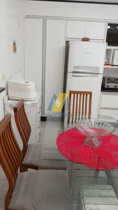Imagem O imóvel perfeito para unir moradia, negócio e rentabilidade!