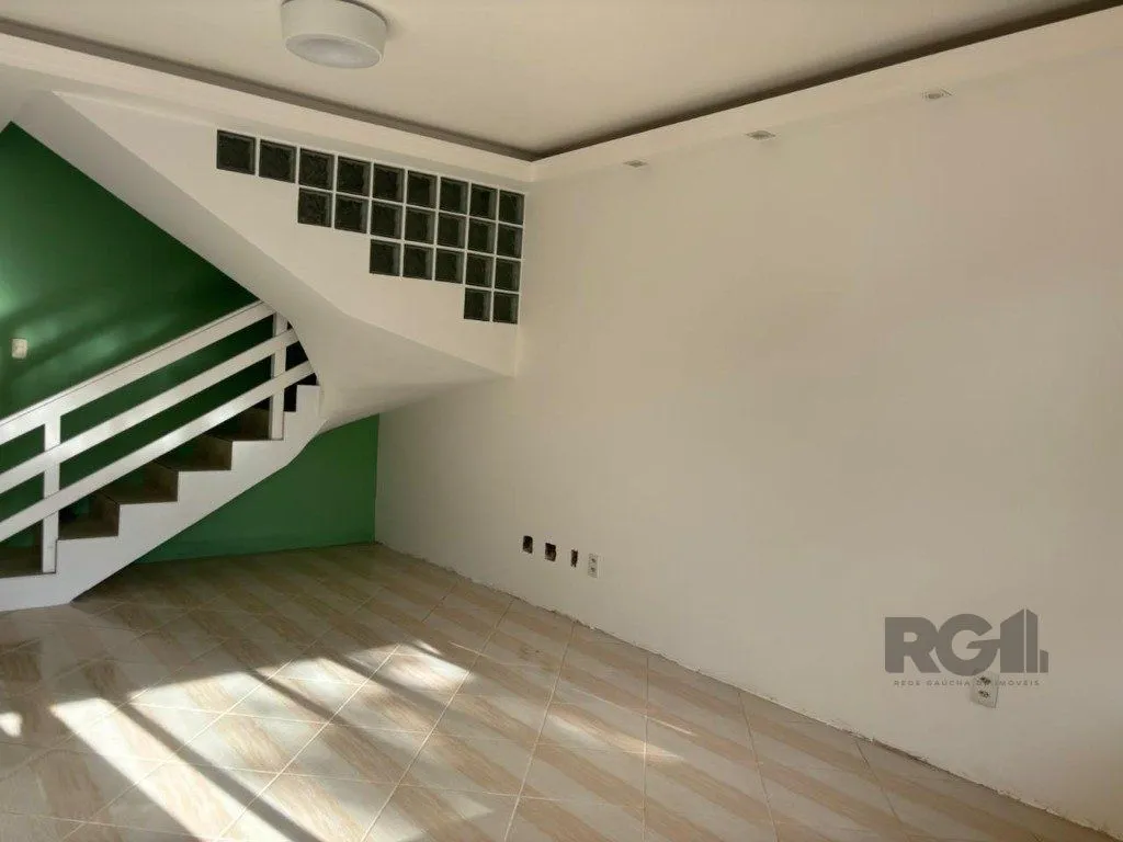Imagem Casa Condominio no bairro Guarujá de 3 dormitórios 1 vaga