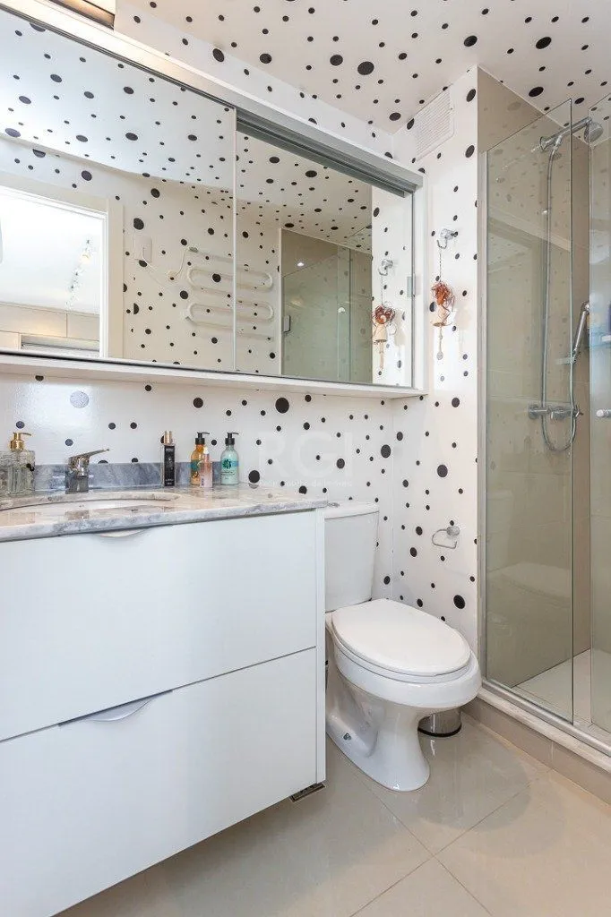 Imagem Apartamento para Venda - 70.07m², 2 dormitórios, sendo 1 suites, 2 vagas - Jardim Botânico