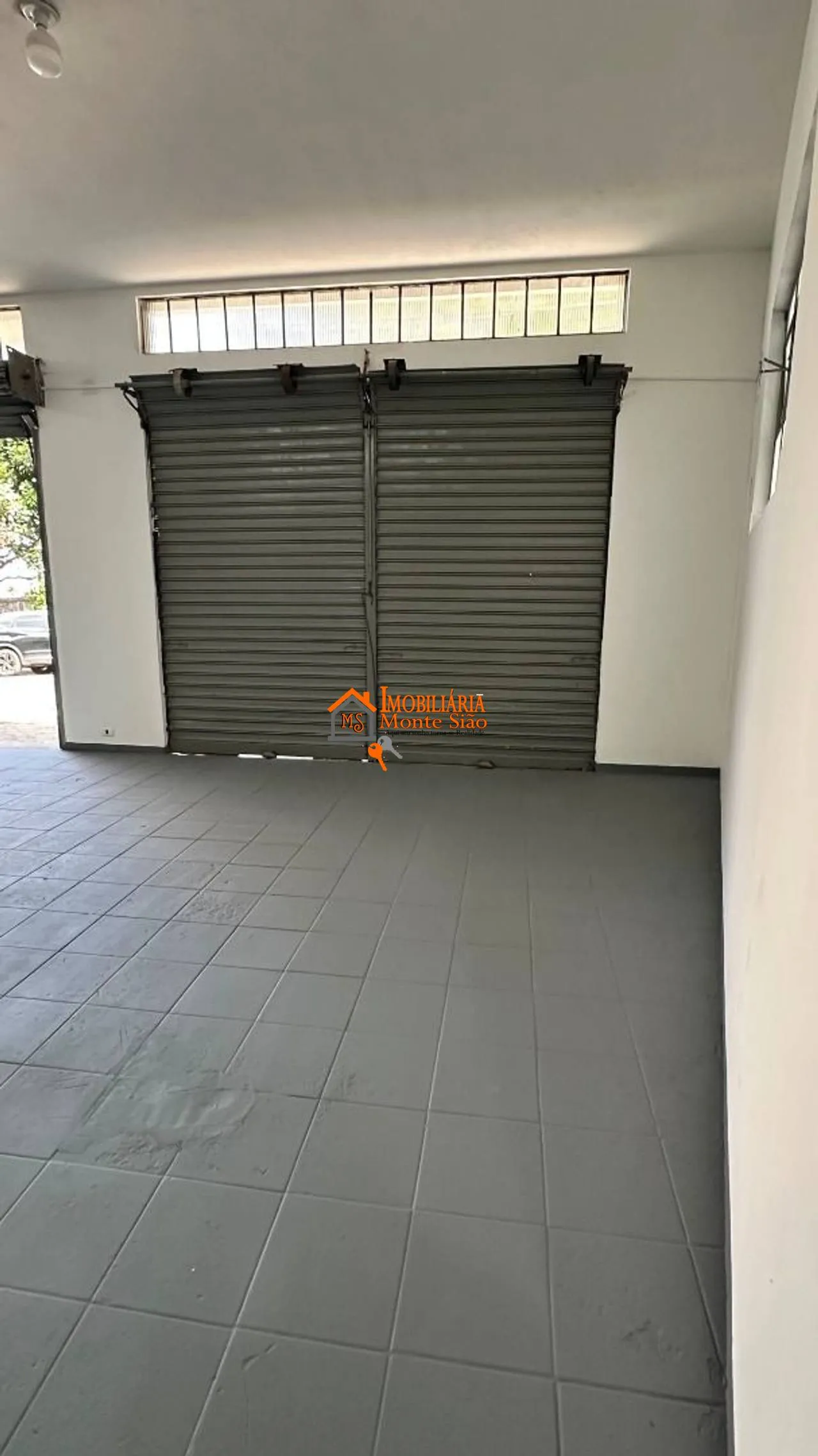 Imagem Salão para alugar, 250 m² por R$ 6.205,00/mês - Vila das Palmeiras - Guarulhos/SP