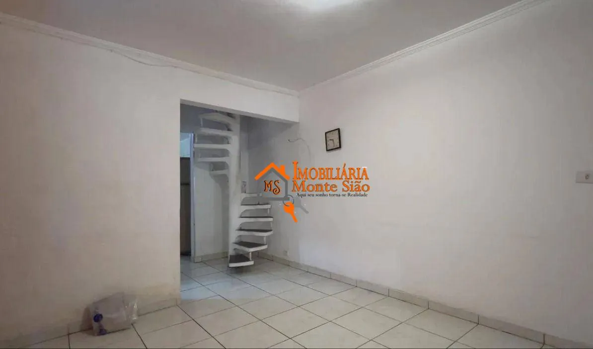 Imagem Sobrado com 4 dormitórios à venda, 200 m² por R$ 636.000 - Vila Nossa Senhora de Fátima - Guarulhos/SP