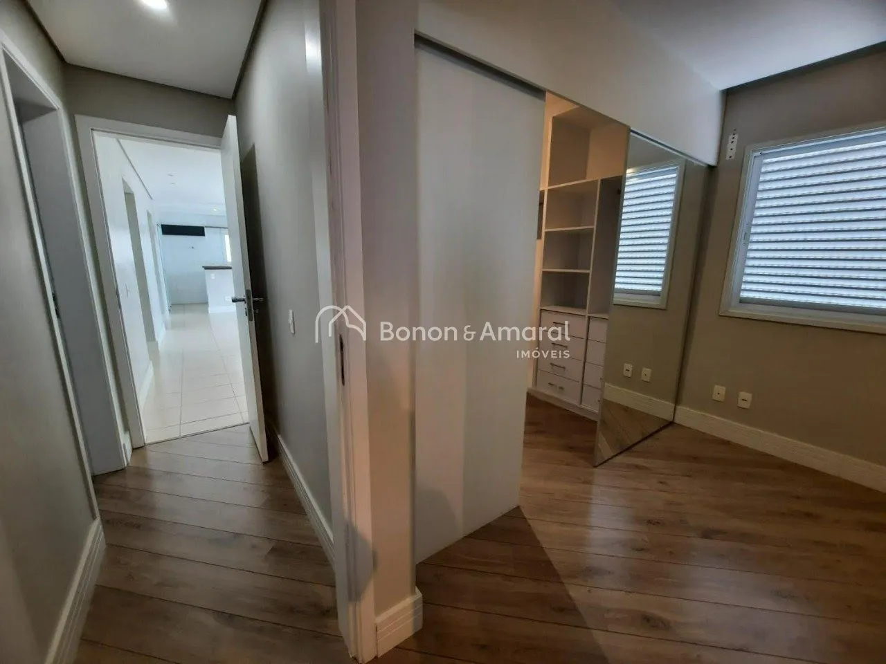 Imagem Apartamento para venda com 3 dormitórios e 1 suíte master, 2 vagas de garagem, 119 m² no Taquaral