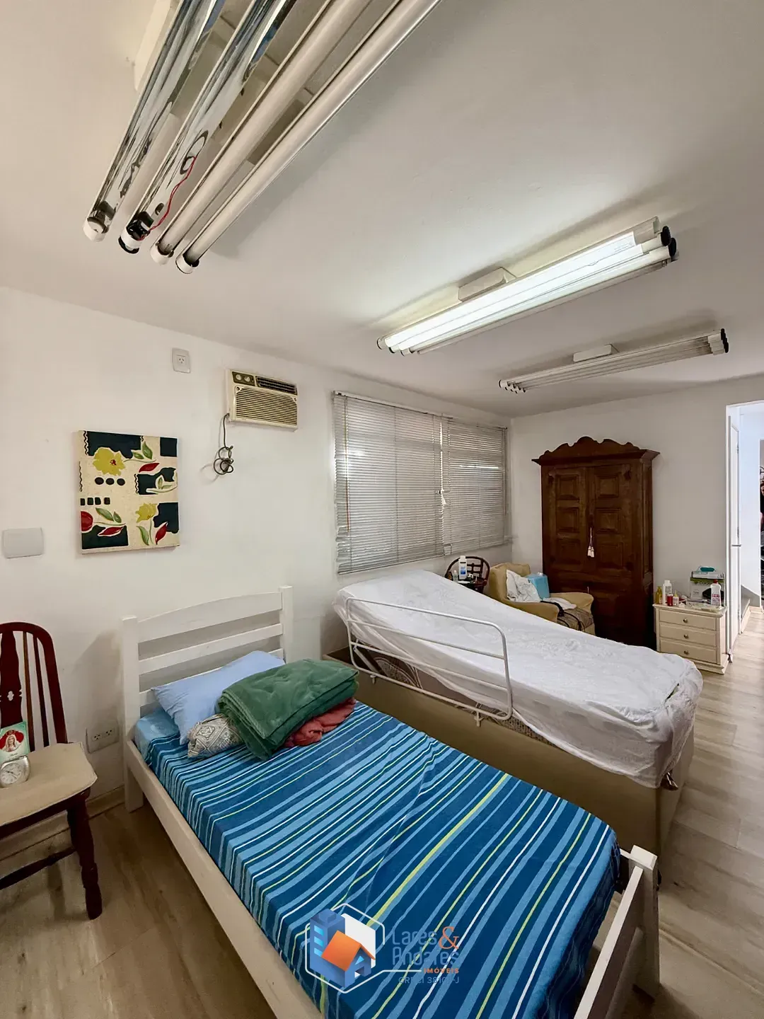 Imagem Sobrado para venda em Santo Amaro com 3 quartos, sendo 1 suíte, 165m²