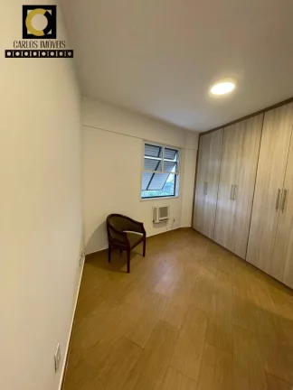 Imagem Apartamento de 3 dormitórios, sendo 1 suíte à venda em Santos