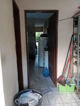 Imagem EXCELENTE CASA A VENDA COM 7 QUARTOS E 4 BANHEIROS EM GUARAPARI ES