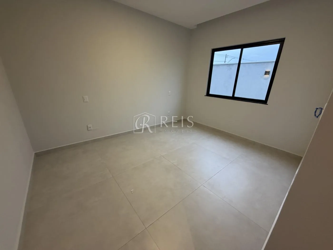 Imagem Casa para Venda em Rio das Ostras, Viverde, 3 dormitórios, 2 suítes, 4 banheiros, 2 vagas