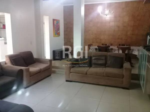 Imagem Casa para Venda - 210m², 3 dormitórios, sendo 1 suites, Cidade Baixa