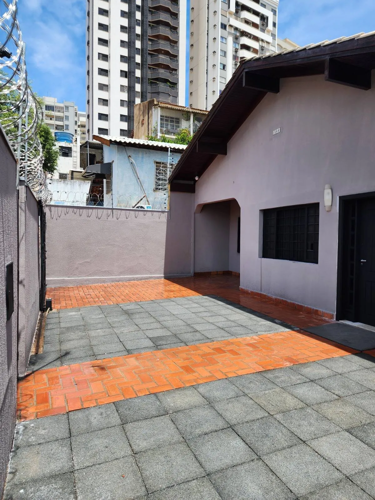 Imagem Casa Comercial Bairro Goiabeiras