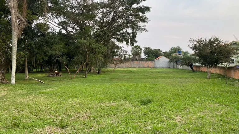 Imagem Terreno Residencial/Comercial à Venda em Araçatuba, Imbituba-SC, Próximo à Praia do Rosa!