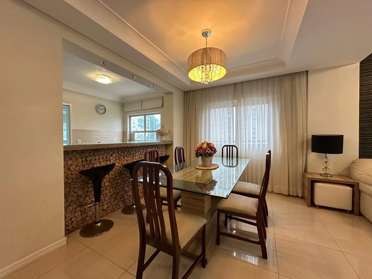 Imagem Apartamento com vista para o mar à venda com 120m2 por R$ 2.440.000,00