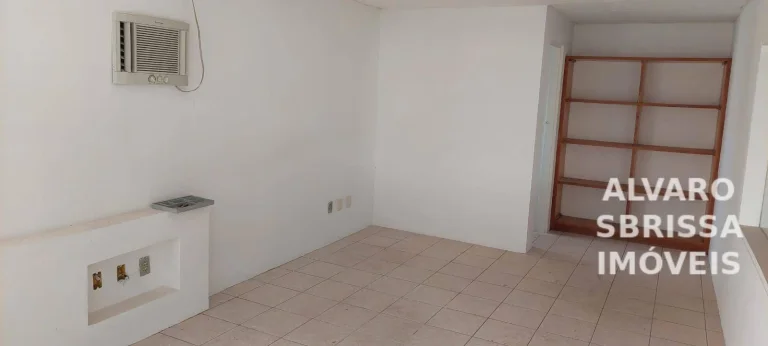 Imagem Galpão comercial com 700 m2 mais 200 m2 no subsolo para locação no B São Luíz em Itu SP localização perfeita para comércios em geral ou igrejas