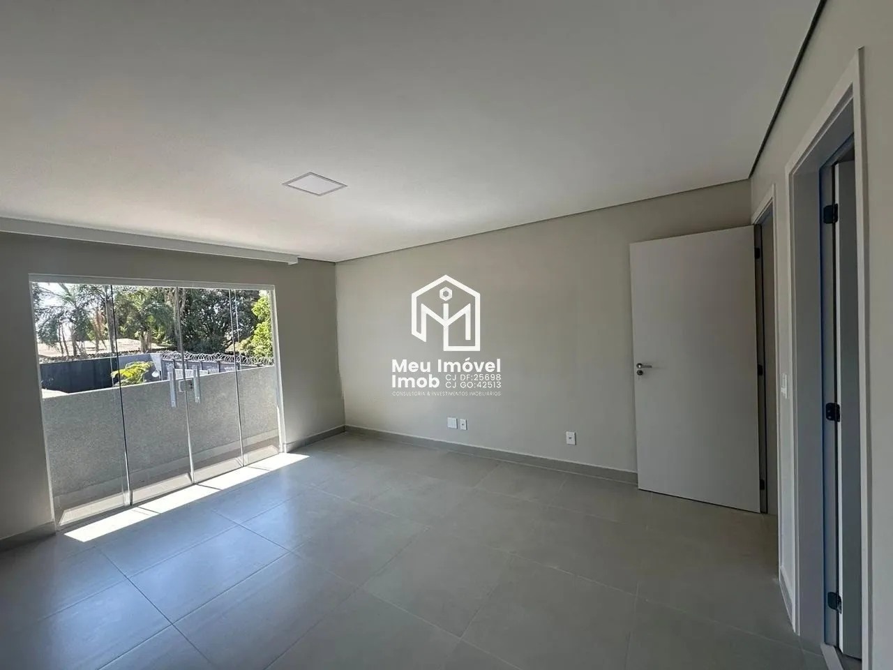 Imagem Casa Condomínio 4 quartos 3 suítes 4 Vagas 300M² Arniqueiras