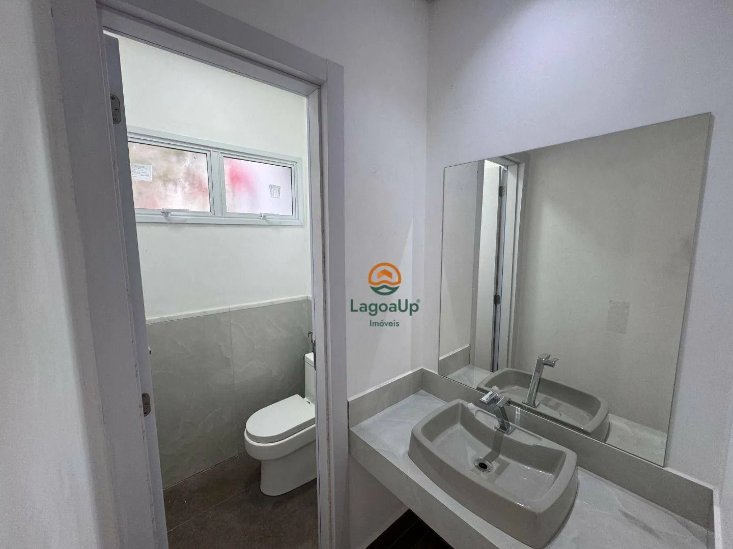Imagem Casa com 4 dormitórios à venda, 214 m² por R$ 1.290.000,00 - Condomínio Residencial Pequi - Lagoa Santa/MG
