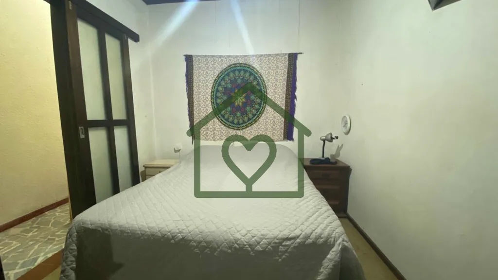 Imagem Casa com 4 dormitórios e 110 m2 na Rua Duque de Caxias, no bairro Centro Histórico em Porto Alegre...