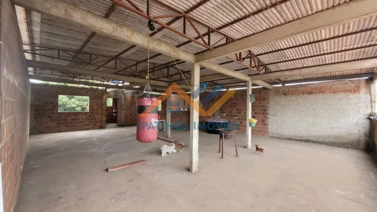 Imagem Casa com 4 quartos excelente localização no Canaã