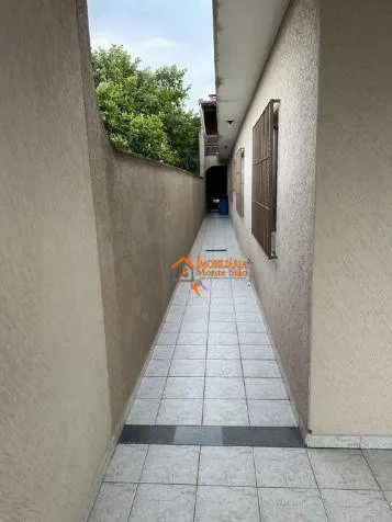Imagem Sobrado com 3 dormitórios à venda, 250 m² por R$ 850.000 - Jardim Angélica - Guarulhos/SP