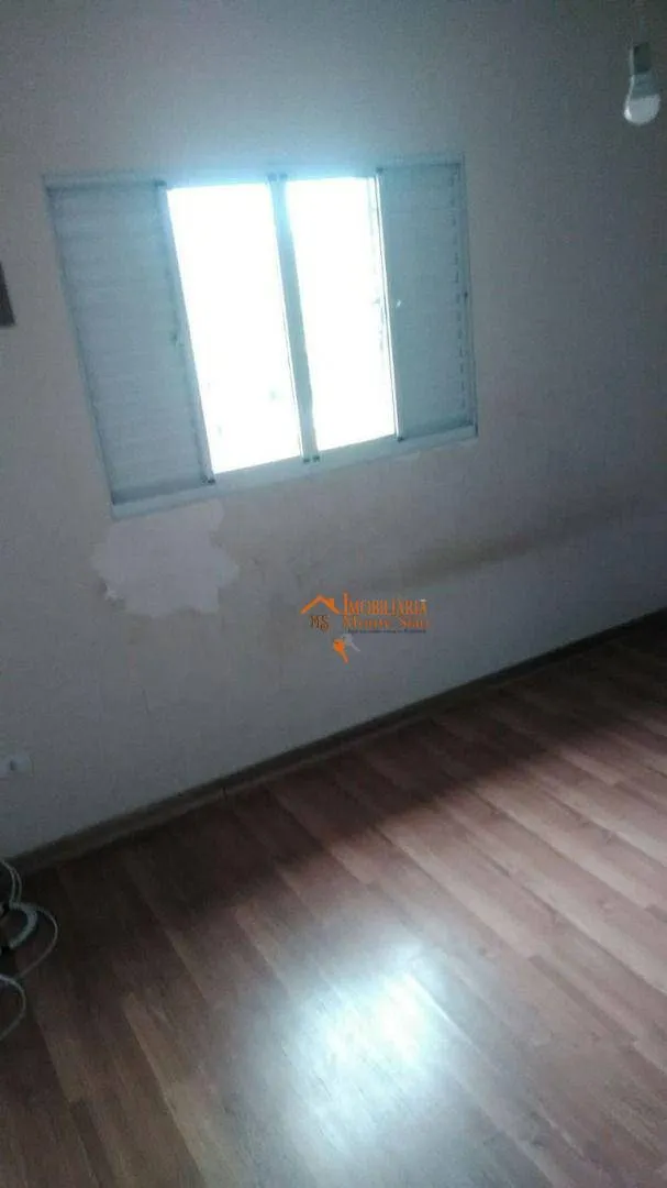 Imagem Sobrado com 3 dormitórios à venda, 150 m² por R$ 650.000,00 - Parque Flamengo - Guarulhos/SP