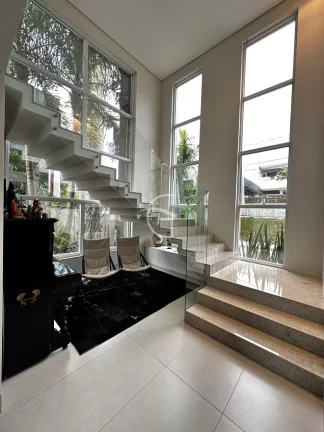 Imagem Encante-se com essa residência exclusiva no bairro Floresta!