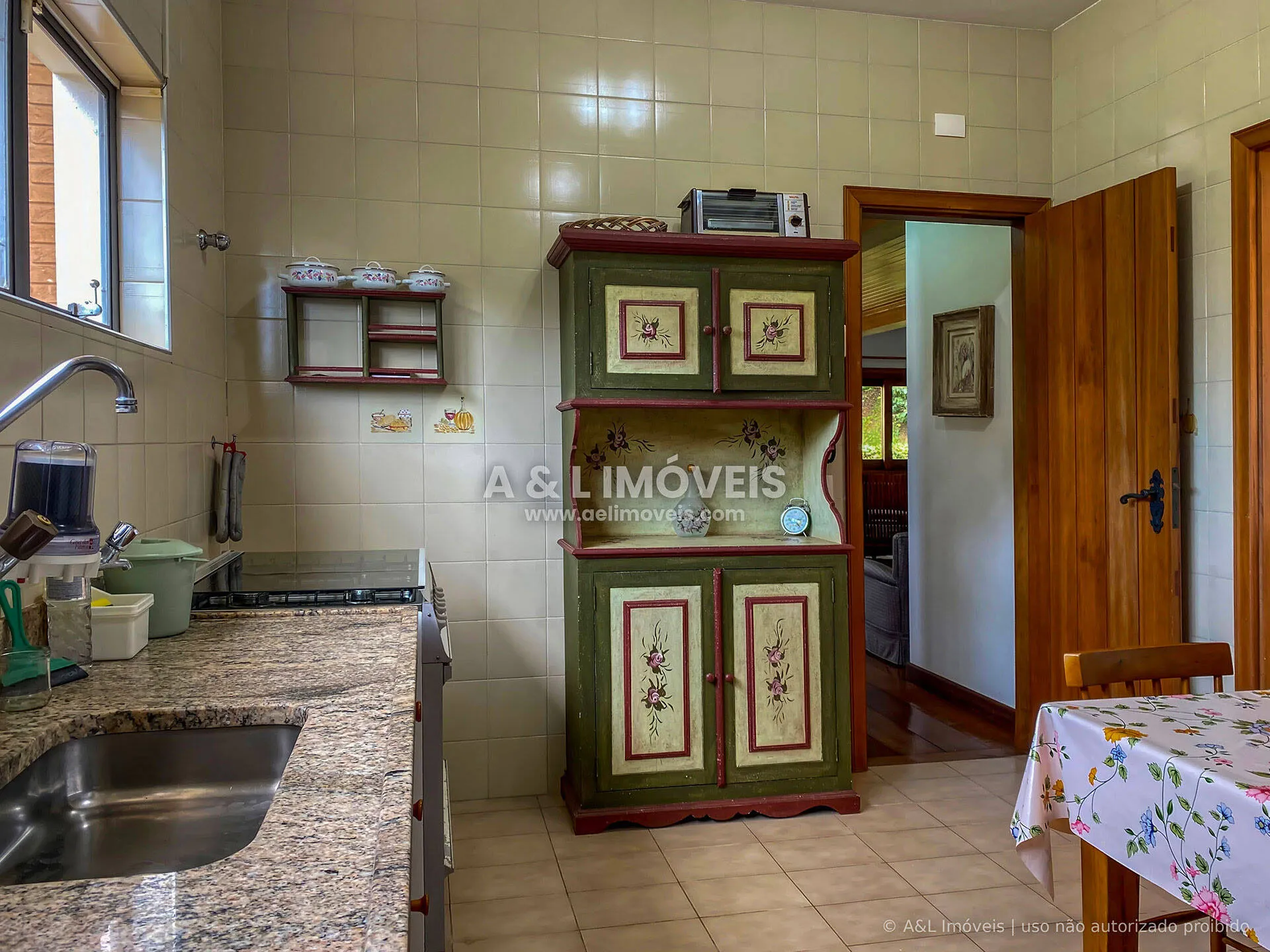Imagem Casa em Campos do Jordão | 3.200 m², Caseiro e Pronta para Uso