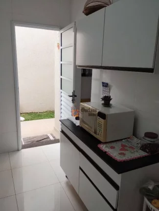 Imagem Casa com 3 dormitórios à venda, 130 m² por R$ 850.000,00 - Jardim Estância Brasil - Atibaia/SP