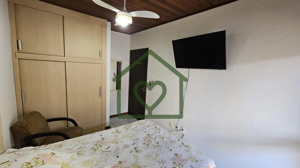 Imagem Casa no Bairro Santo Antônio com 167 m², 4 Dormitórios e 2 Suítes em Rua Tranquila 
Localizada n...