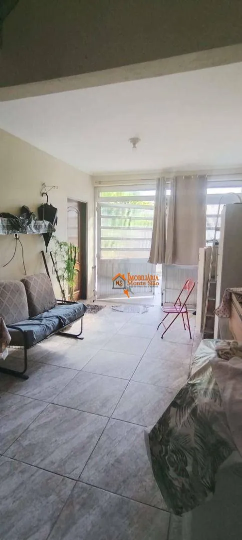 Imagem Sobrado com 3 dormitórios à venda, 240 m² por R$ 550.000,00 - Jardim Las Vegas - Guarulhos/SP