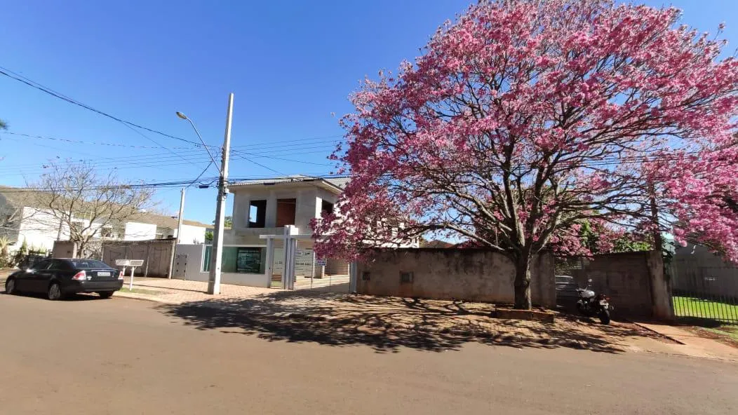 Imagem Sobrado, com 01 suíte mais 2 quartos, Bairro Coqueiral, Cascavel
