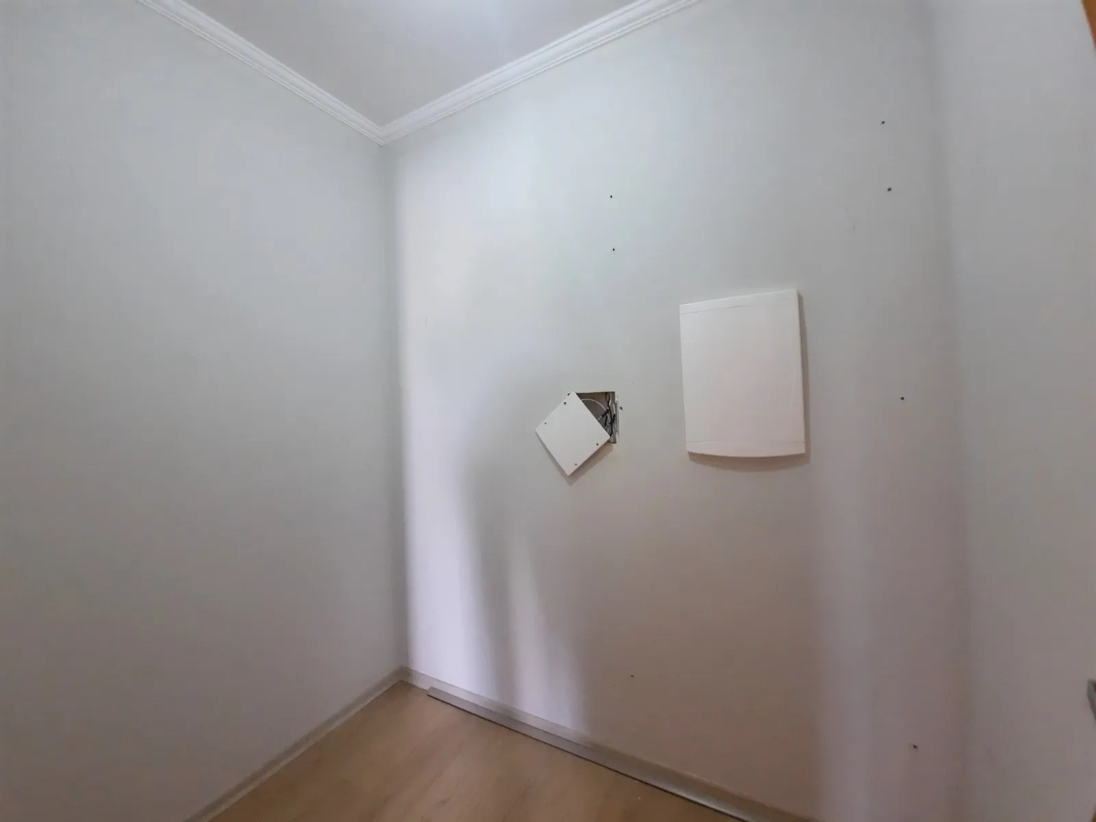 Imagem Casa de luxo em condomínio no Jardim Novo Mundo, Sorocaba-SP: 4 quartos, 2 suítes, 3 salas, 6 banheiros, 8 vagas, 331m². Venda ou locação!