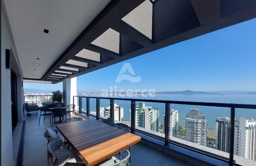 Imagem Apartamento à venda com 2 quartos 2 suítes, 70m² em Agronômica Florianópolis
