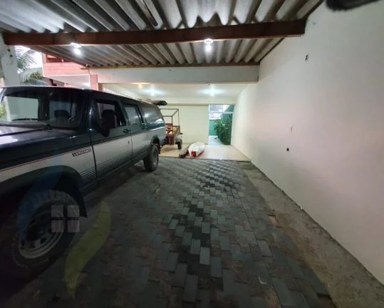Imagem Casa de 5 dormitórios, 5 suítes, 7 banheiros e 4 vagas, com 570m² em Indaia, Bertioga