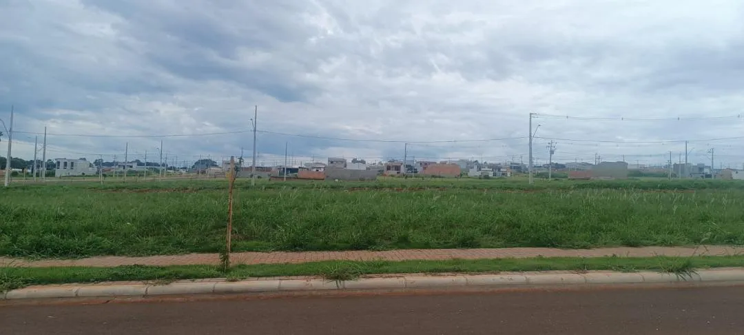 Imagem Terreno em Cascavel com infraestrutura completa - Oportunidade de investimento! Bairro Brazmadeira - Cascavel