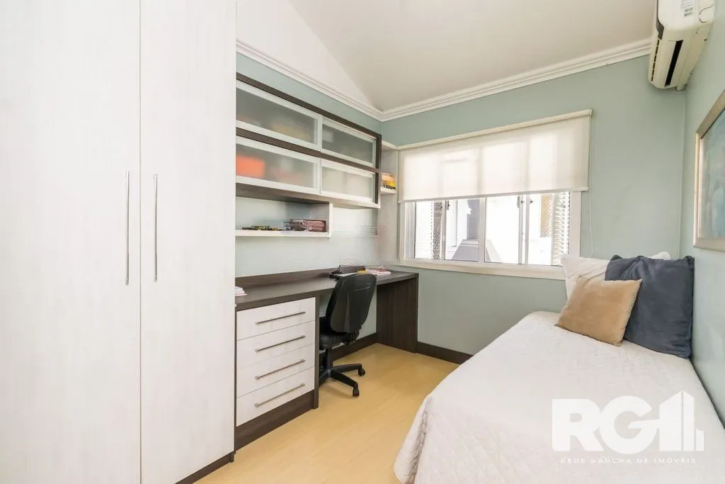Imagem Casa de Condomínio em São Sebastião
