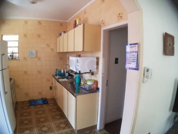 Imagem Casa para Venda - 252m², 3 dormitórios, 2 vagas - Belém Novo