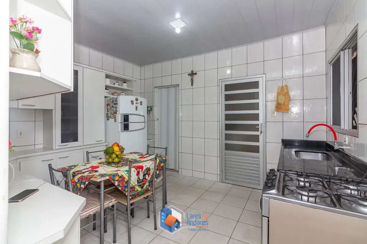 Imagem Conjunto comercial para venda em Parque Taipas, 200m²